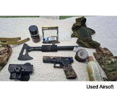 Gas Blow Back 6mm Airsoft Pistol - Two Tone Blue + extras - Image 2