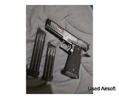 Army arament pit viper (upgraded version) with more upgrades added + extended mag