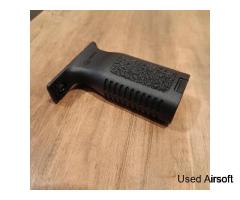 Ares Amoeba Mlok vertical foregrip - Image 3