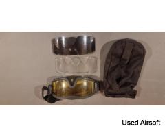 Clothing and vests - Image 4